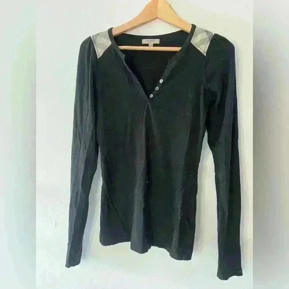 Burberry London  V neck long sleeve shoulder patch polo jersey top size small - Picture 5 of 5